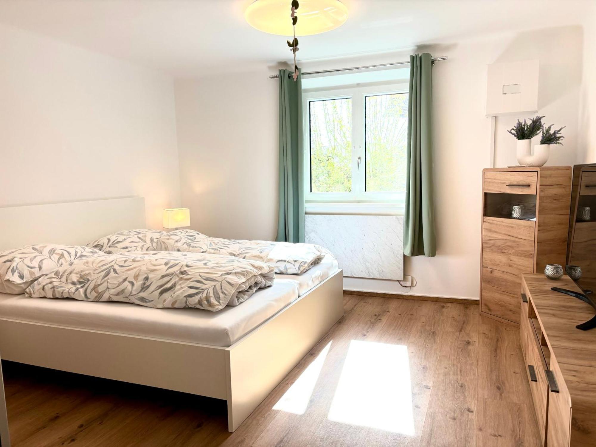 Gaesthaus "Seeblick" Seekirchen am Wallersee Kamer foto