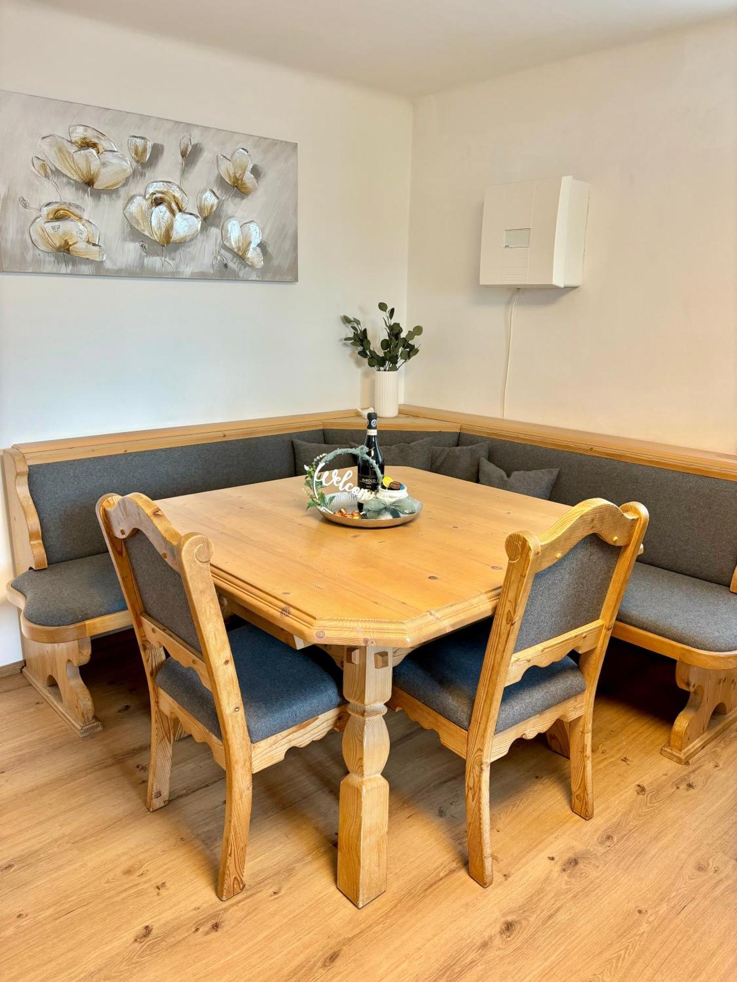 Gaesthaus "Seeblick" Seekirchen am Wallersee Kamer foto