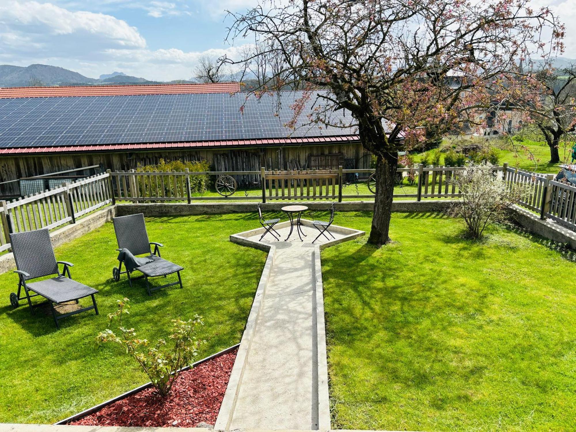 Gaesthaus "Seeblick" Seekirchen am Wallersee Kamer foto